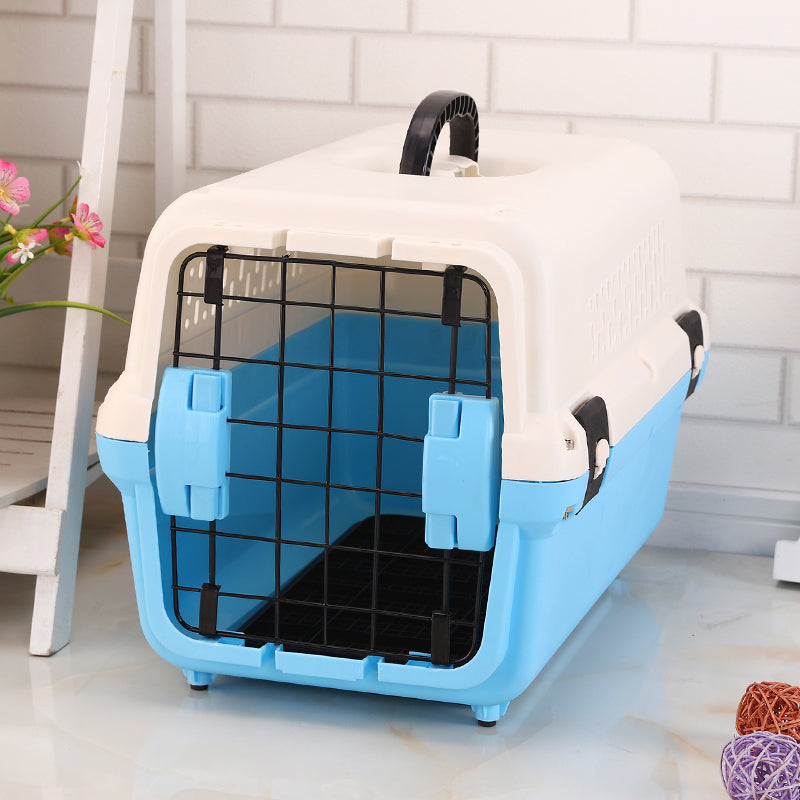 Safe cat carrier with handle 